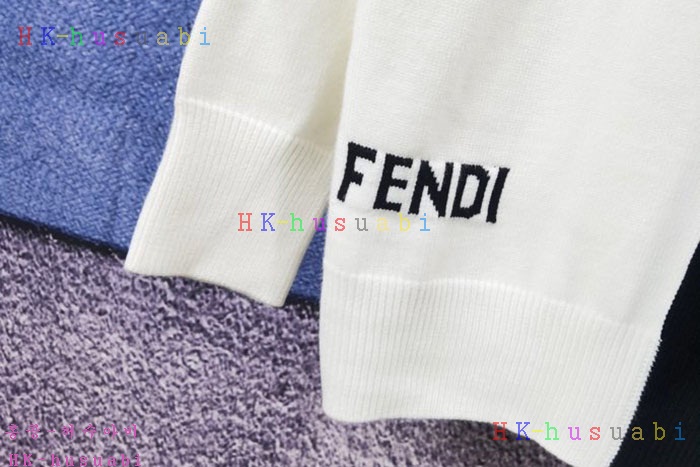 NEW 펜디 니트 신상 FD 2245520
