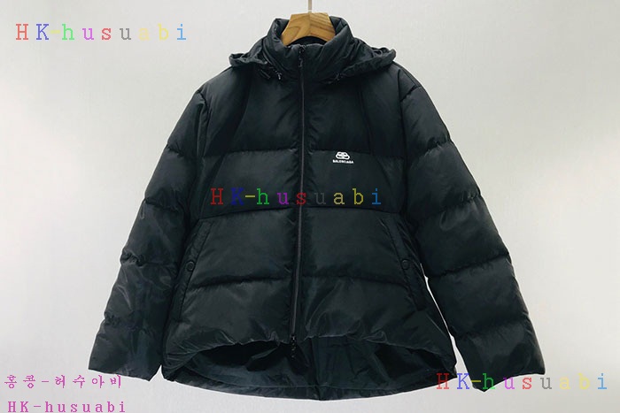 NEW 발렌시아가 패딩 신상 B 4524129