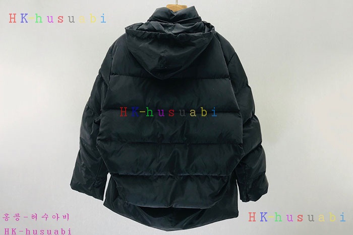 NEW 발렌시아가 패딩 신상 B 4524129