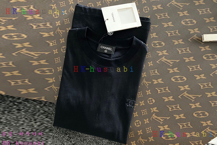 NEW 샤넬 반팔티  신상 C 58562