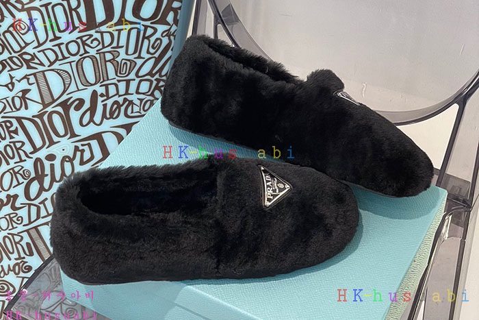 NEW 프라다 신발  신상 P 442823