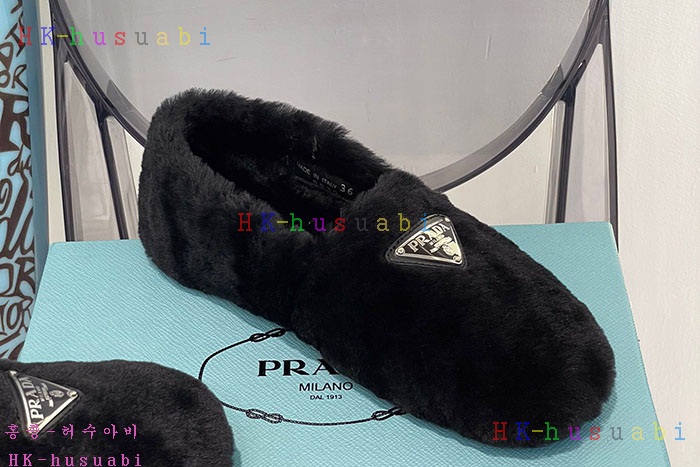 NEW 프라다 신발  신상 P 442823