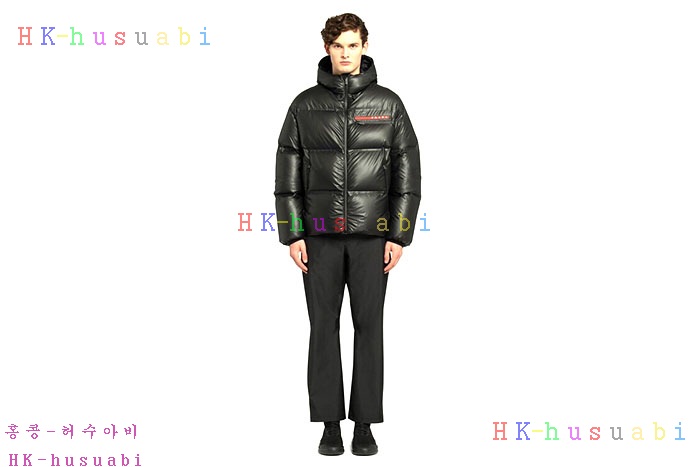 NEW 프라다 패딩 신상  P 3352504
