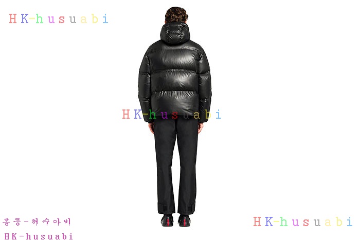 NEW 프라다 패딩 신상  P 3352504