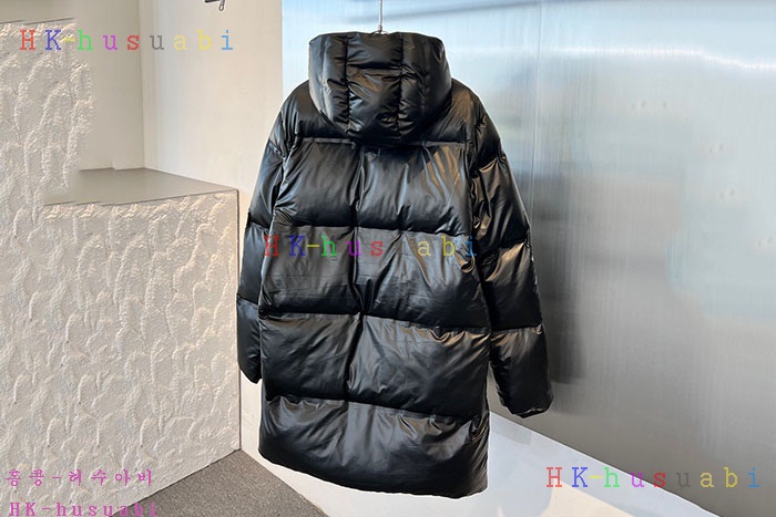 NEW 프라다 패딩 신상  P 3352503