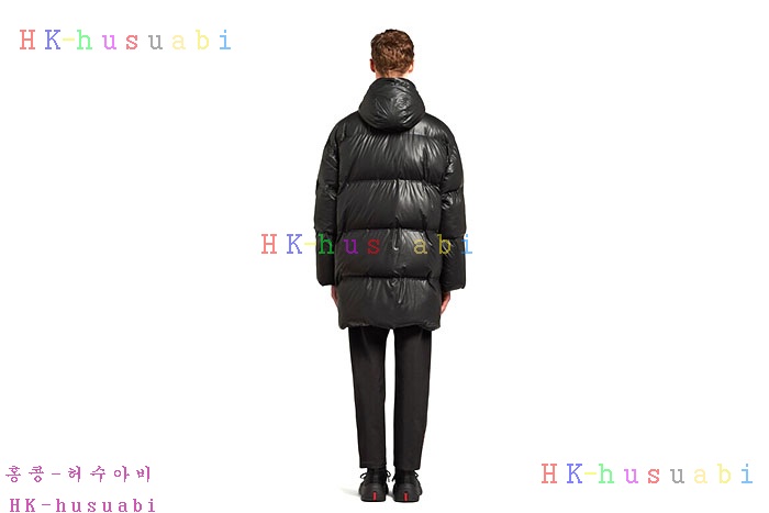 NEW 프라다 패딩 신상  P 3352503