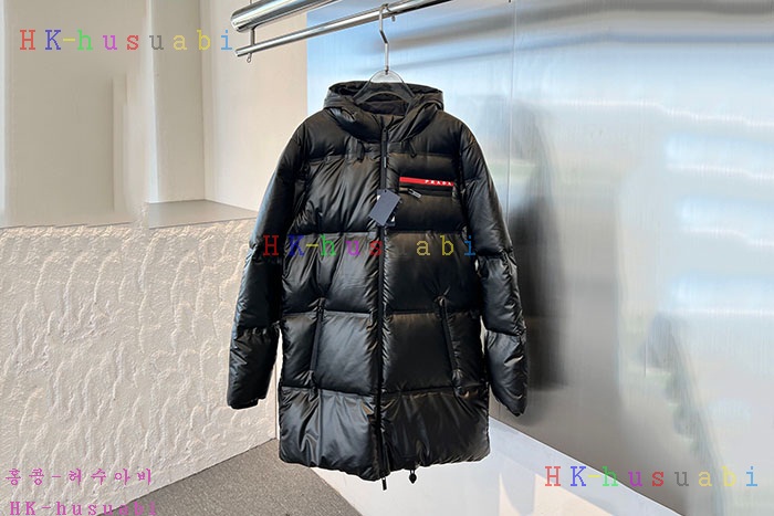 NEW 프라다 패딩 신상  P 3352503