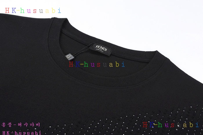 NEW 펜디 반팔티 신상 FD 3362502
