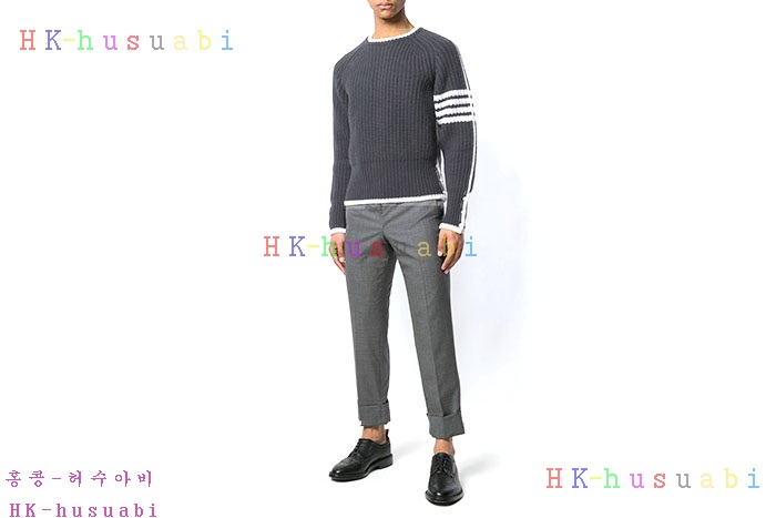 NEW 톰브라운 니트 신상 TB 352281