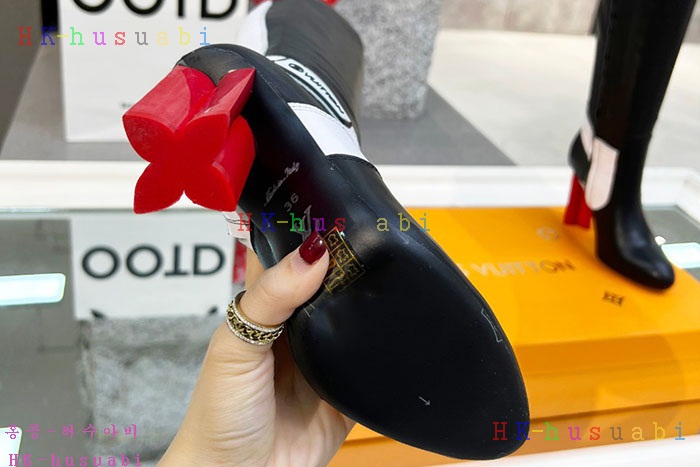 NEW 루이비통 부츠 신상 LV 288216