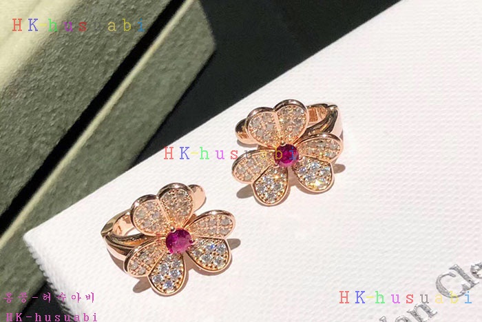 NEW 반클리에 앤 아펠 귀걸이  V 677722