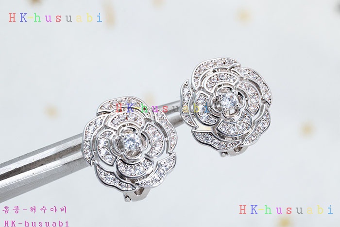 NEW 샤넬 귀걸이 신상 C 552535