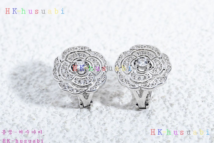 NEW 샤넬 귀걸이 신상 C 552535