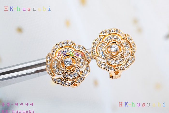 NEW 샤넬 귀걸이 신상 C 552536