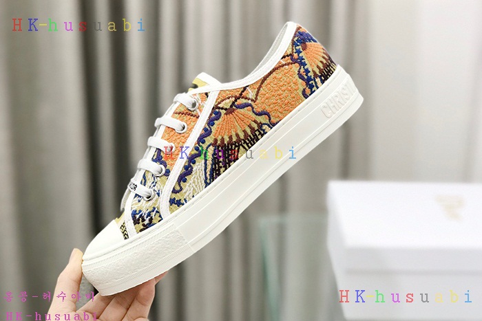 NEW  디올 스니커즈 신상 DR 566918