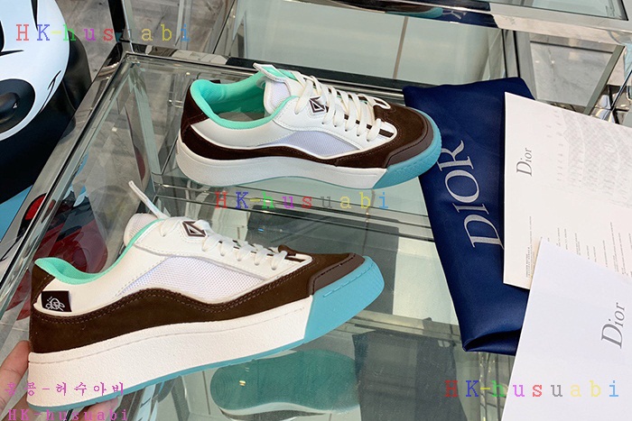 NEW  디올 스니커즈 신상 DR 566901