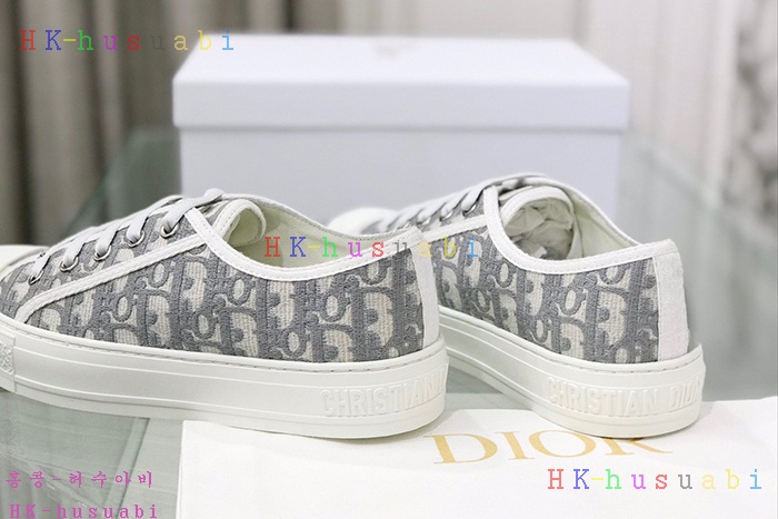 NEW  디올 스니커즈 신상 DR 566929