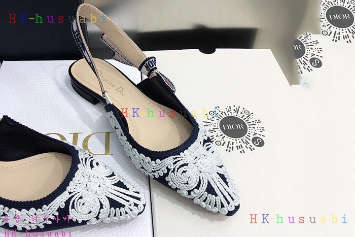 NEW  디올 신발 신상 DR 56802