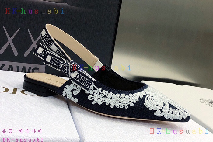 NEW  디올 신발 신상 DR 56802