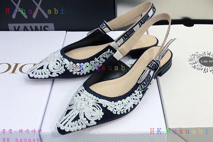 NEW  디올 신발 신상 DR 56802