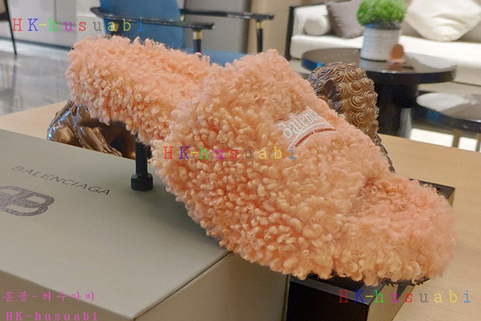 NEW 발렌시아가 신발 신상 B 5582405