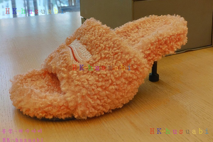 NEW 발렌시아가 신발 신상 B 5582405