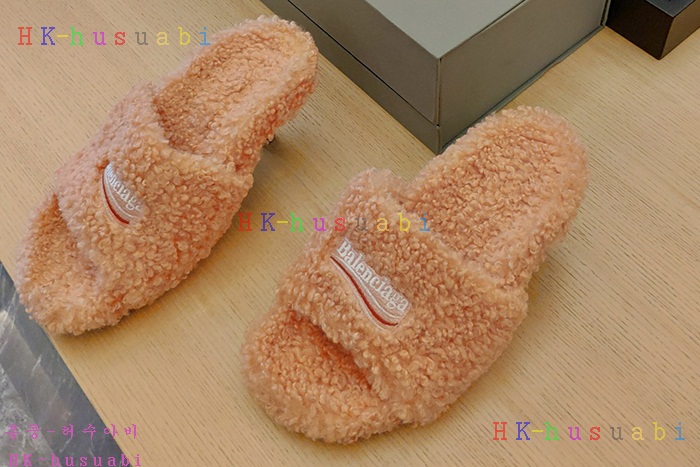 NEW 발렌시아가 신발 신상 B 5582405