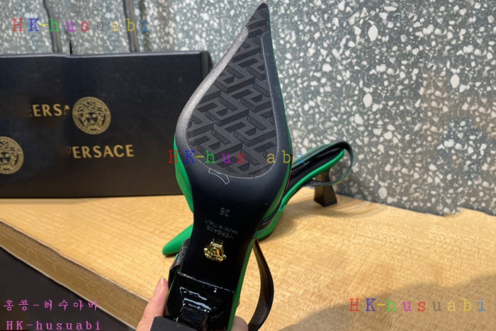 NEW 베르사체 신발 신상 V 428553