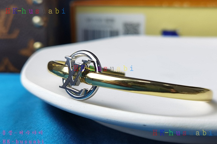 NEW 루이비통 팔찌 신상 LV 410020
