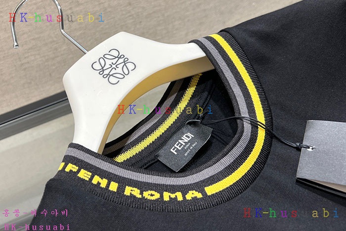 NEW 펜디 반팔티 신상 F 8858226