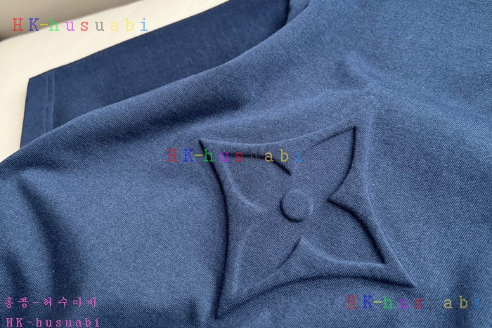 NEW 루이비통 반팔티 신상 LV 1125111