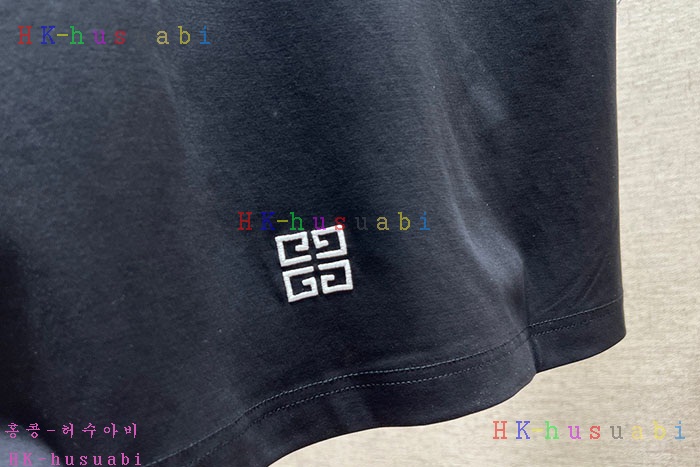 NEW 지방시 반팔티 신상 GV 3429924