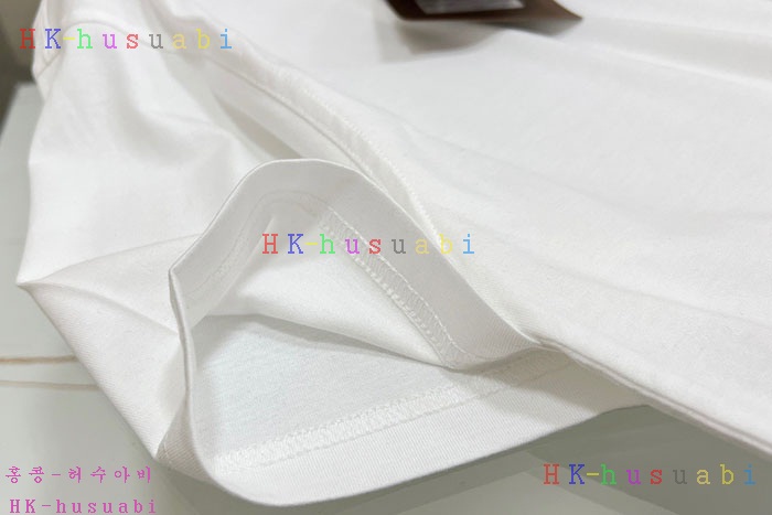 NEW 버버리 반팔티 신상 B 885241