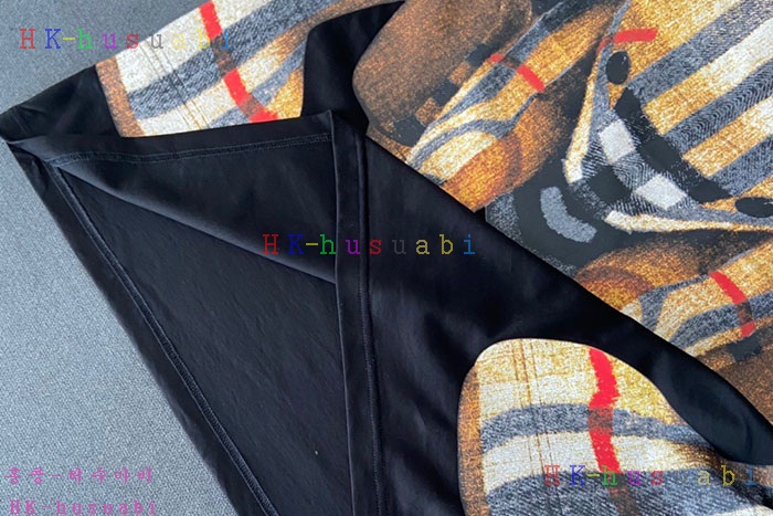 NEW 버버리 반팔티 신상 B 88583