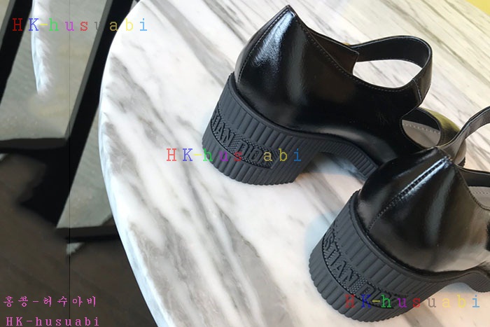 NEW 디올 신발 신상 DR 442550