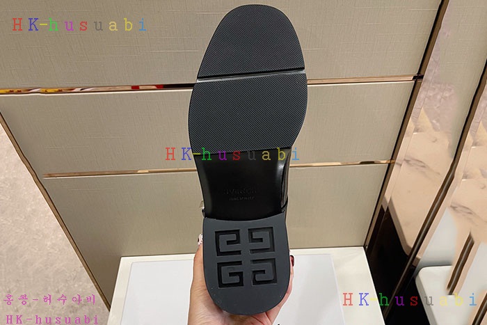 NEW 지방시 신발 신상 GV 772421