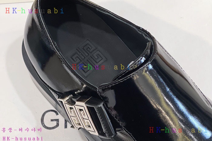 NEW 지방시 신발 신상 GV 772421