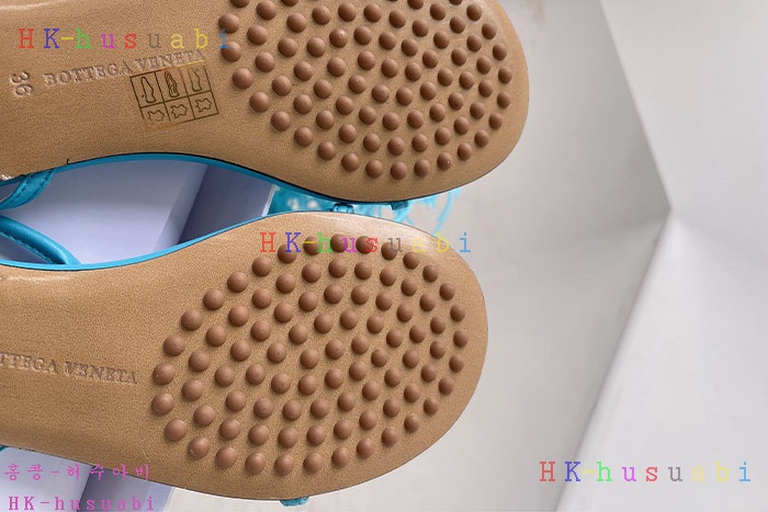 NEW 보테가베네타 샌들 신상 BV 885800
