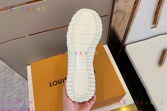 NEW 루이비통 신발 신상 LV 1125025