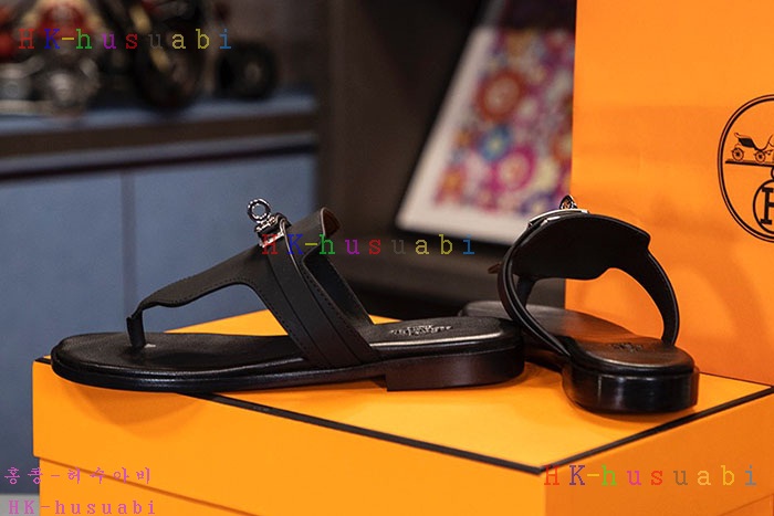 NEW 에르메스 샌들 신상 H 2425006