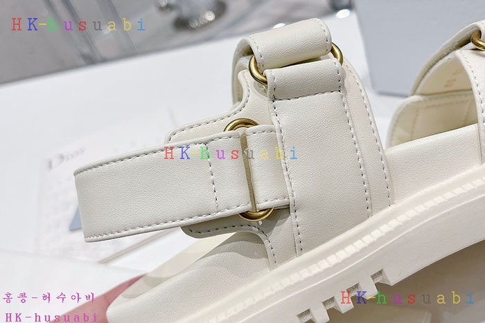 NEW 디올 샌들 신상 DR 810444