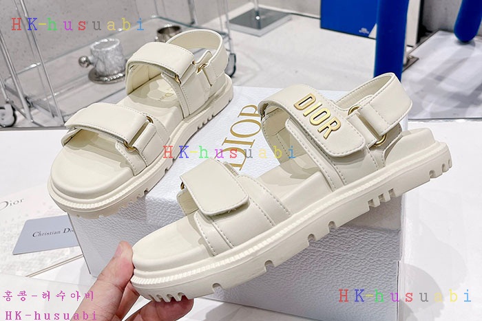 NEW 디올 샌들 신상 DR 810444