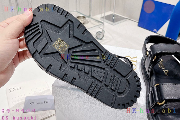 NEW 디올 샌들 신상 DR 810446