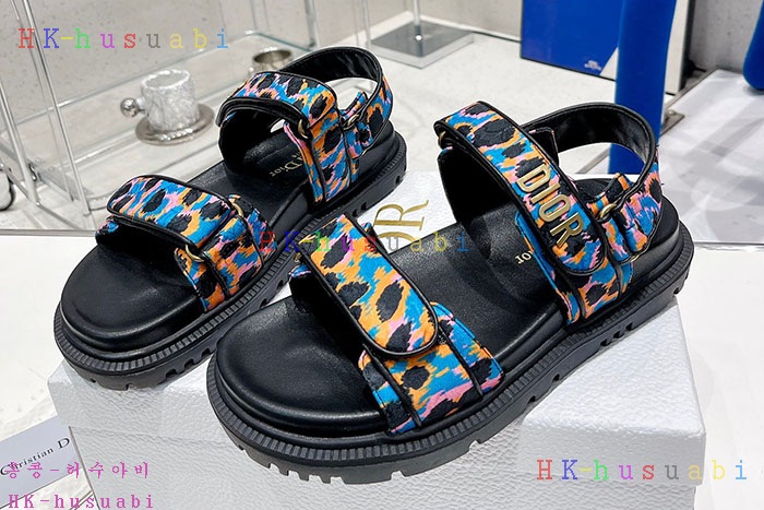 NEW 디올 샌들 신상 DR 810448