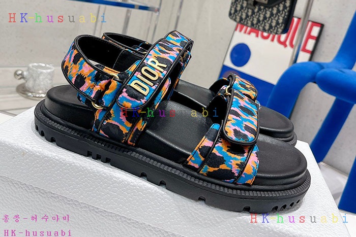 NEW 디올 샌들 신상 DR 810448