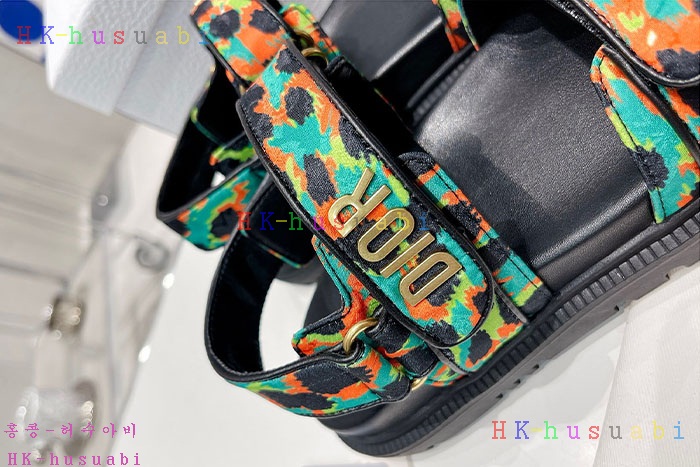 NEW 디올 샌들 신상 DR 810449