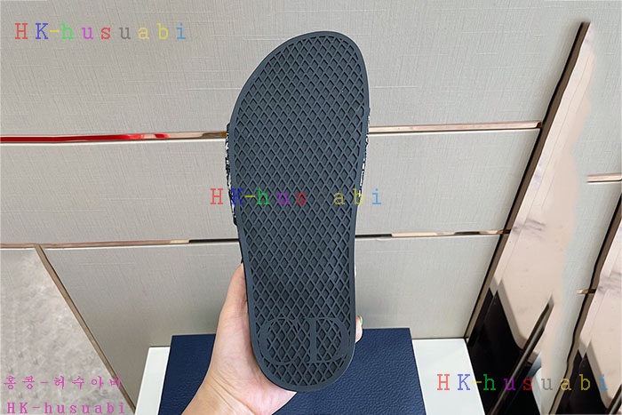 NEW 디올 신발 신상 DR 412247