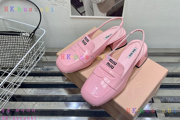 NEW 미우미우 신발 신상 M 554217