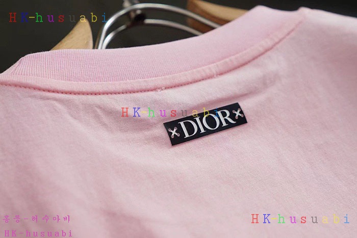 NEW 디올 반팔티 신상 DR 114243