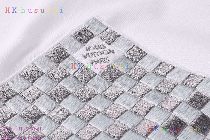 NEW 루이비통 반팔티 신상 LV 195260